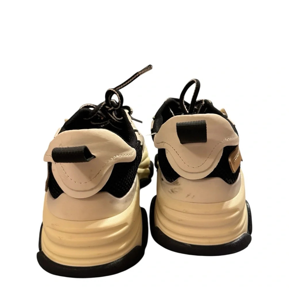 Steve Madden Black and Cream Sneakers - Picture 4 of 5